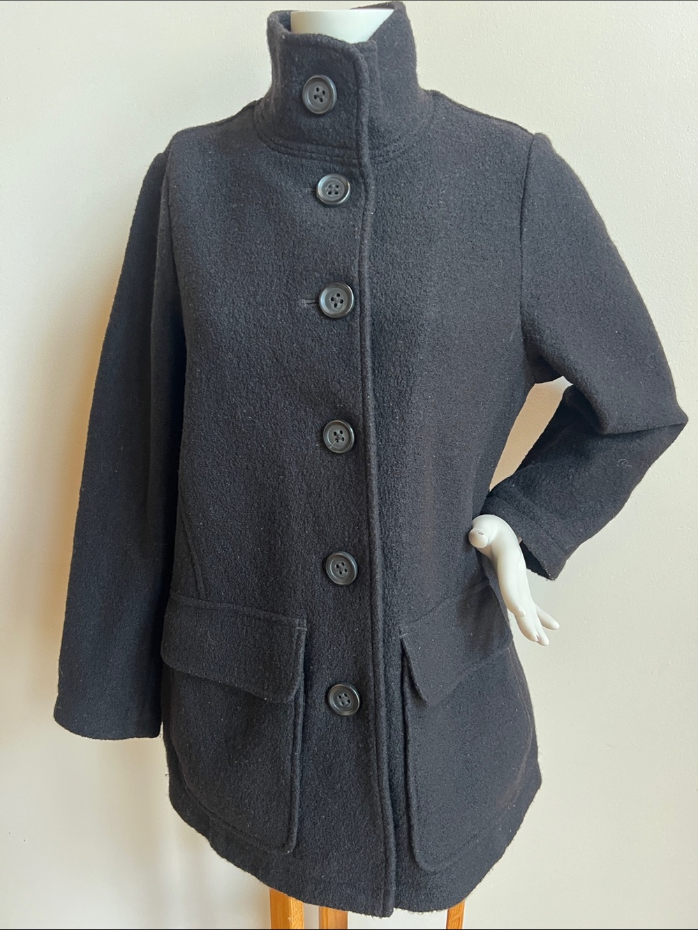 L.L. Bean Black Wool High-Collar Pea Coat with large 2 pockets wardrobe staple